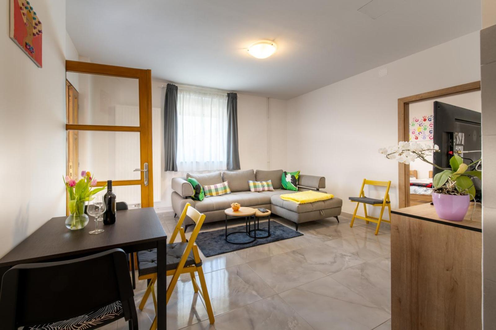 Jabuka - Free Parking Apartamento